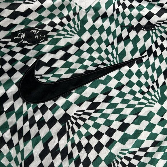 Nike Shirt Womens Medium Green Black Checkered Loose Fit Cropped Long Sleeve - Picture 12 of 14